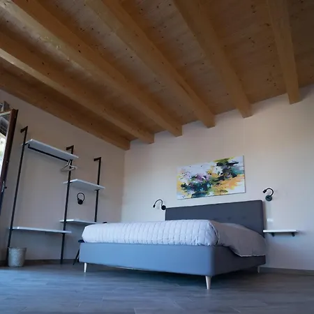 Casale Ferrantino 길라노바리도